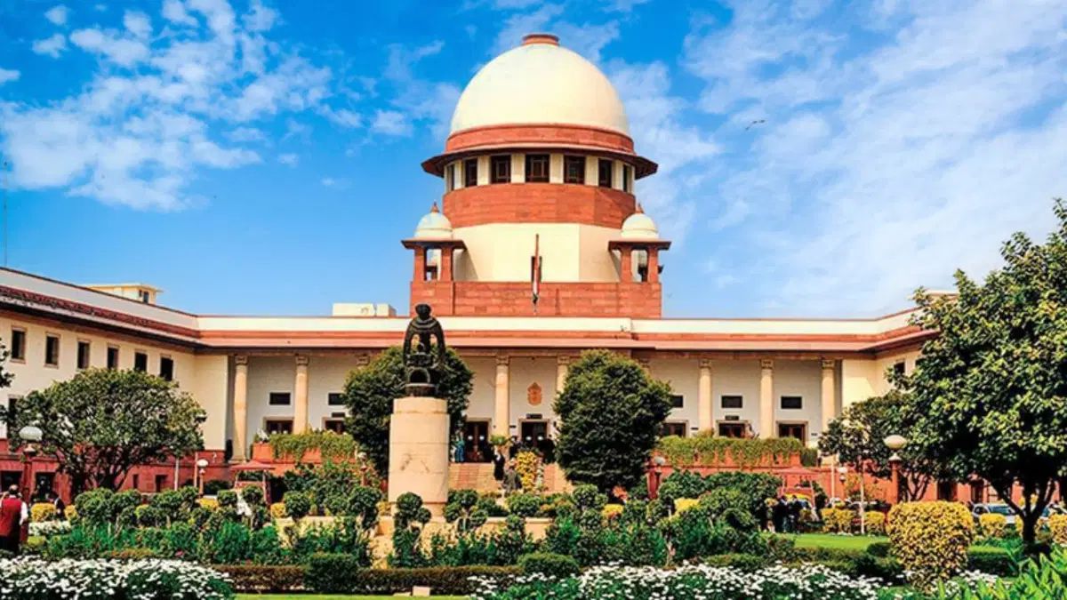 Misleading Medical Ads Case: सुप्रीम कोर्ट ने आयुष विज्ञापन पूर्व-अनुमोदन नियम से रोक हटाई