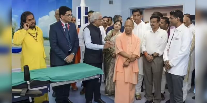 CM Yogi ने गोरखपुर में 250-बेड वाले सुपर-स्पेशलिटी अस्पताल का उद्घाटन किया